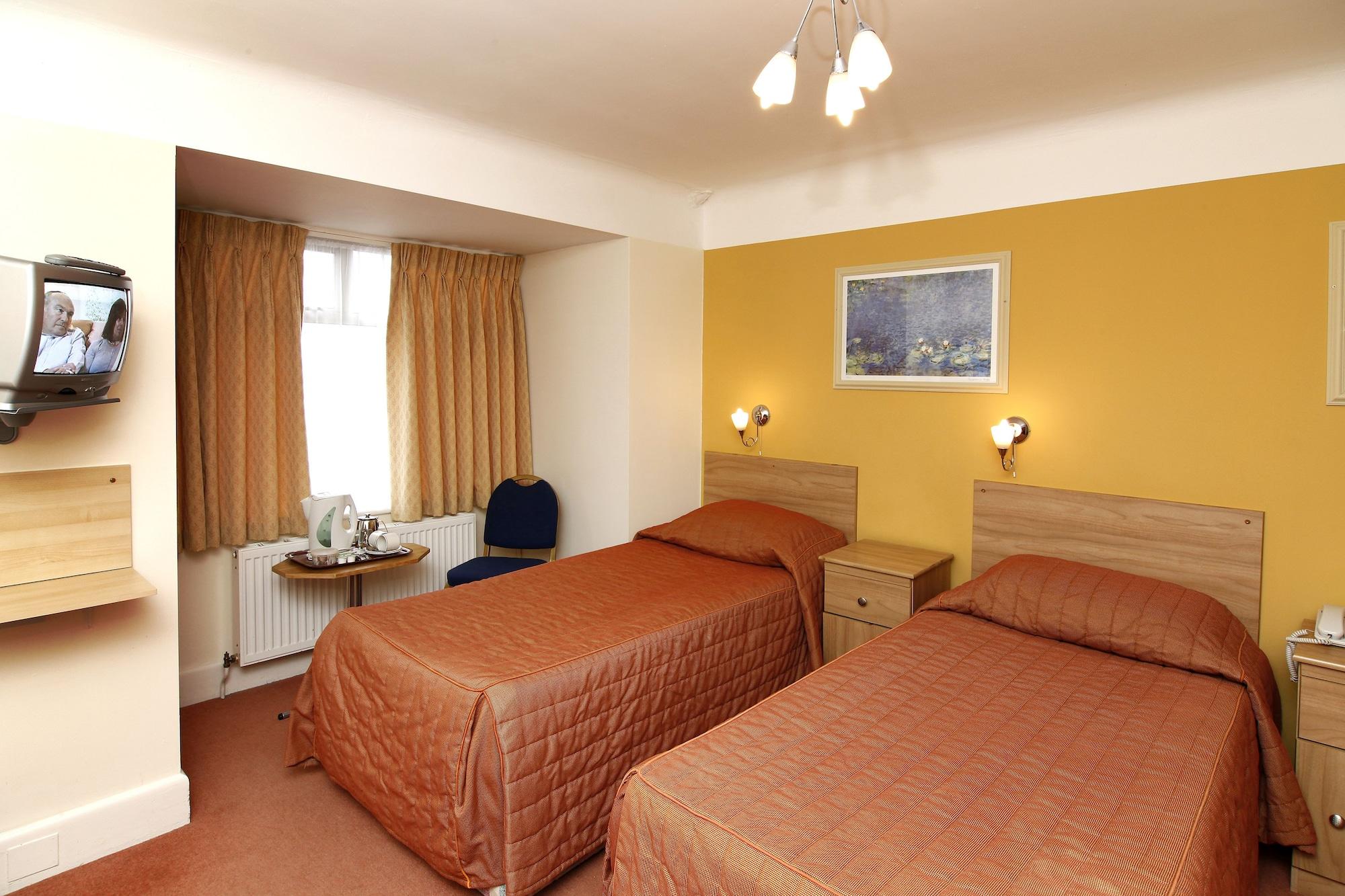 Belvilla Russel Court Hotel Bournemouth Central ภายนอก รูปภาพ