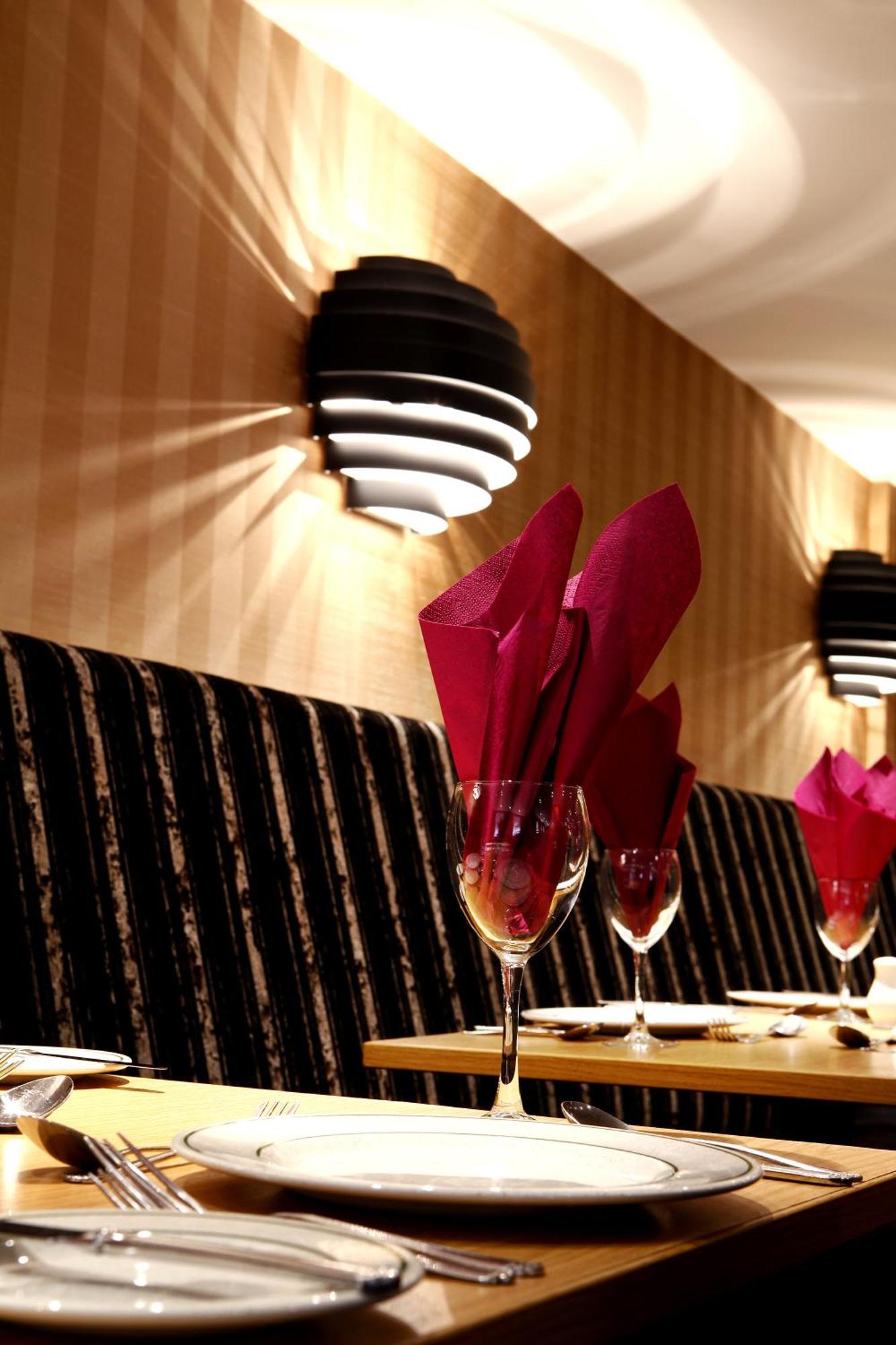 Belvilla Russel Court Hotel Bournemouth Central ภายนอก รูปภาพ