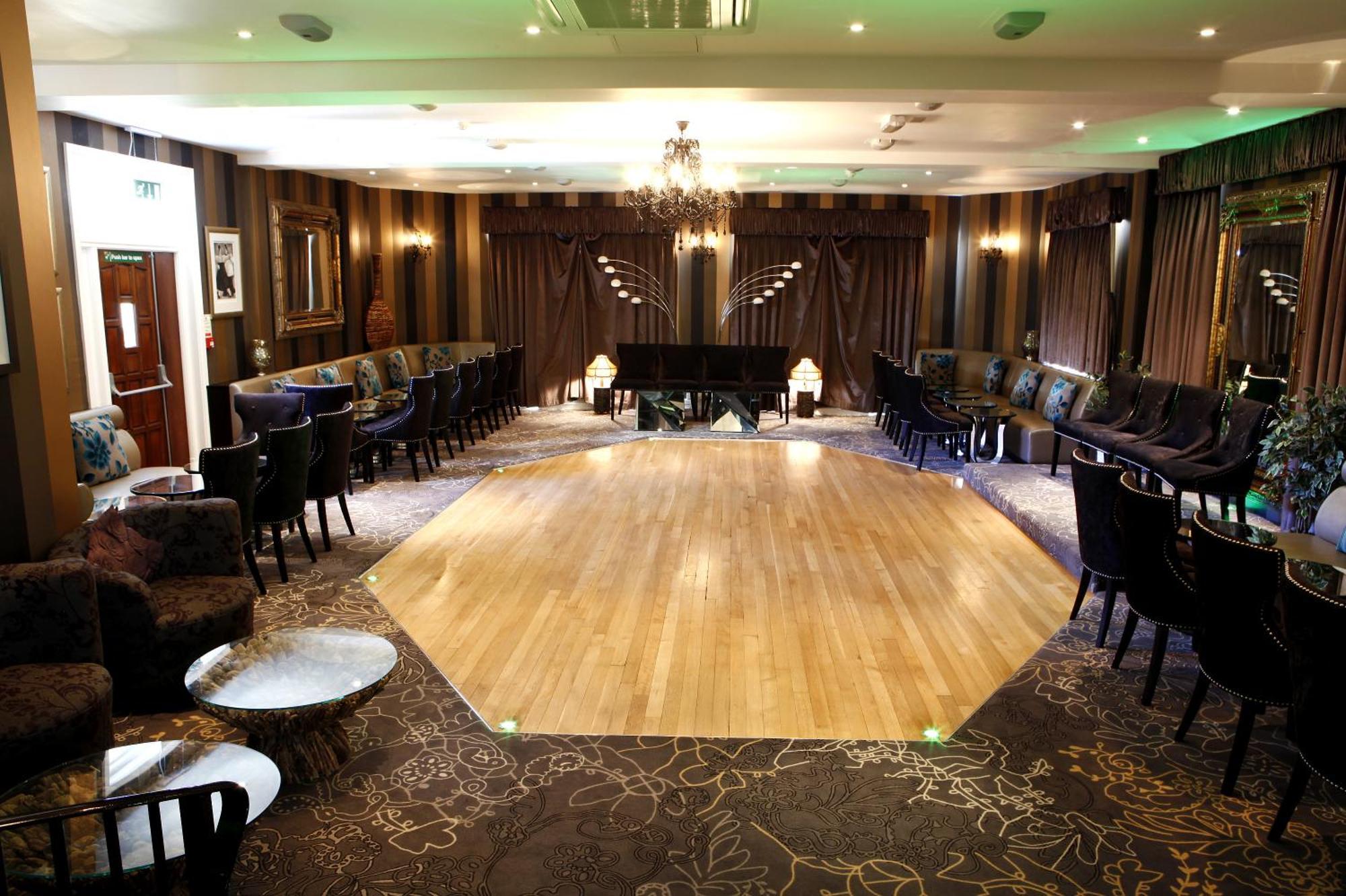 Belvilla Russel Court Hotel Bournemouth Central ภายนอก รูปภาพ