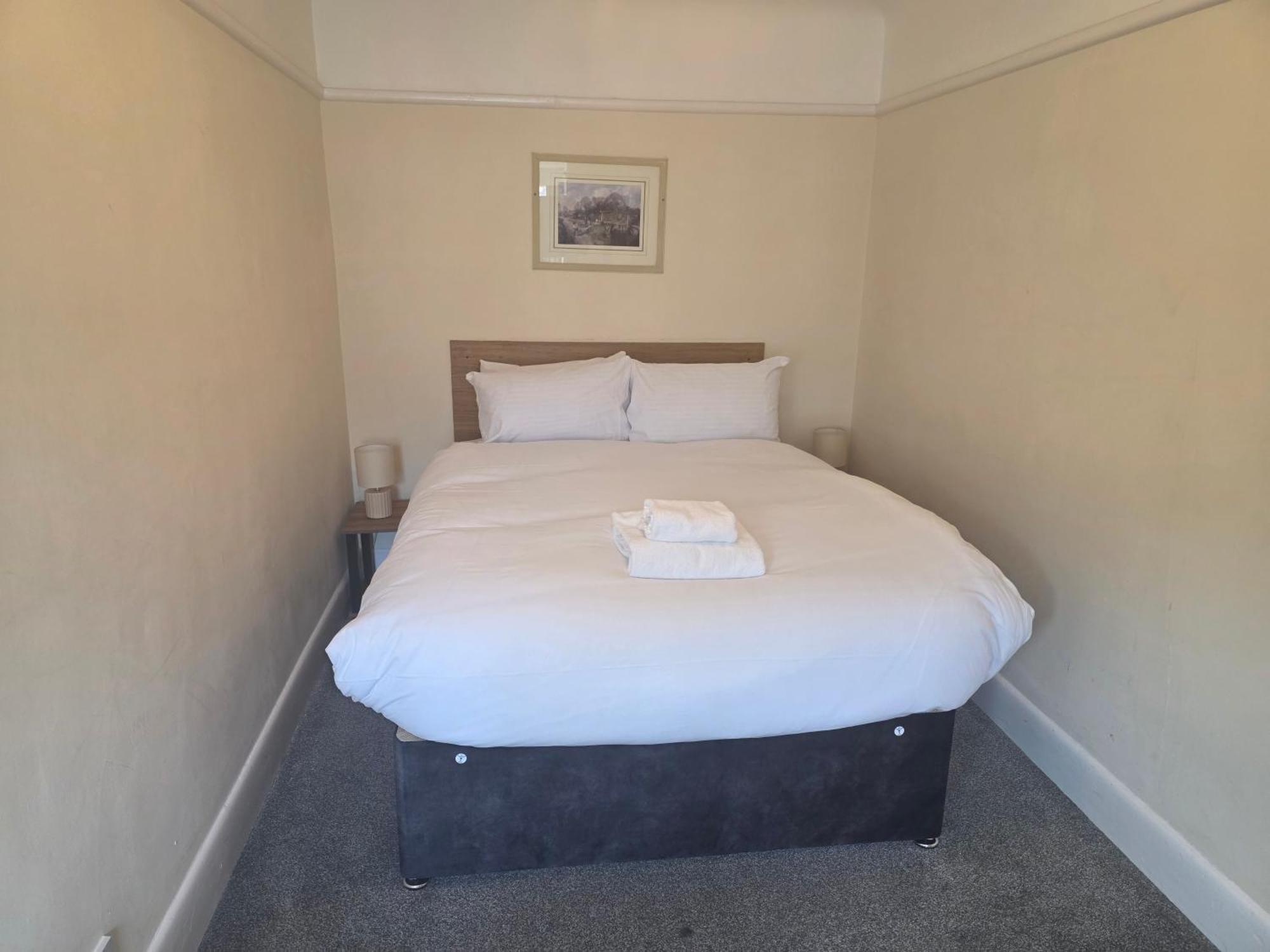 Belvilla Russel Court Hotel Bournemouth Central ภายนอก รูปภาพ