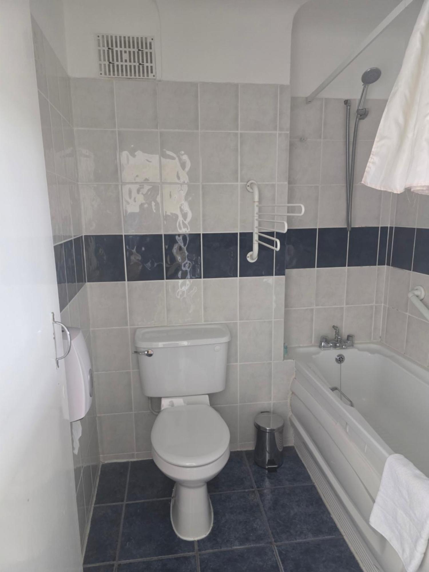 Belvilla Russel Court Hotel Bournemouth Central ภายนอก รูปภาพ