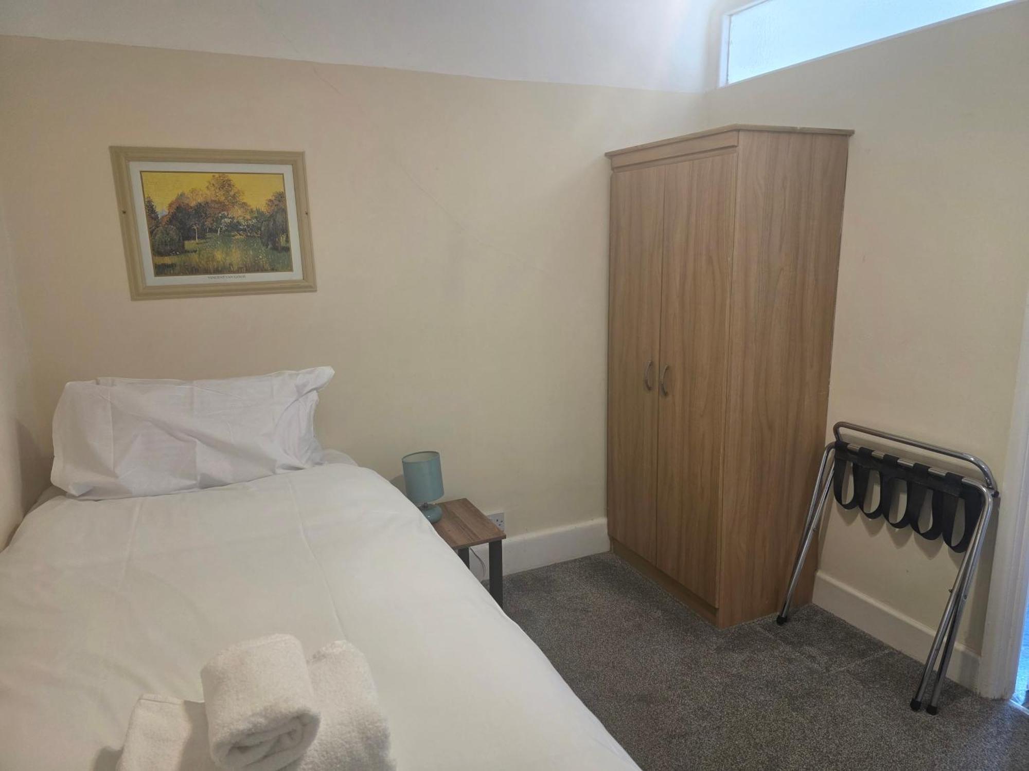 Belvilla Russel Court Hotel Bournemouth Central ภายนอก รูปภาพ