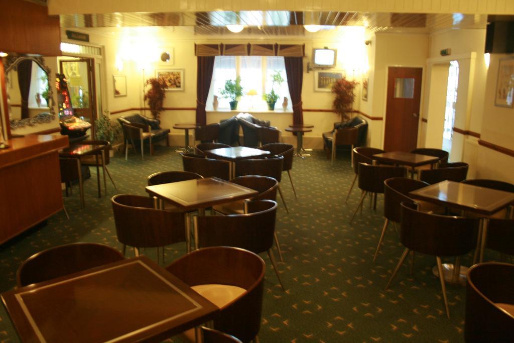 Belvilla Russel Court Hotel Bournemouth Central ภายนอก รูปภาพ